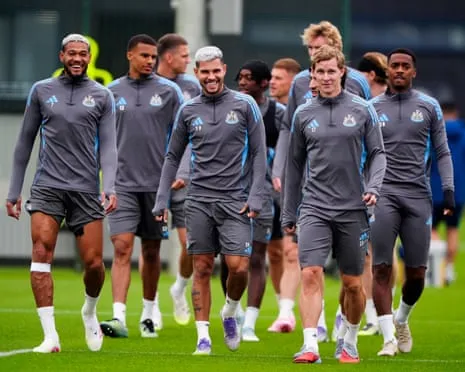 Newcastle's Manager Encourages Squad to Prove They Are Contenders When Facing Barcelona