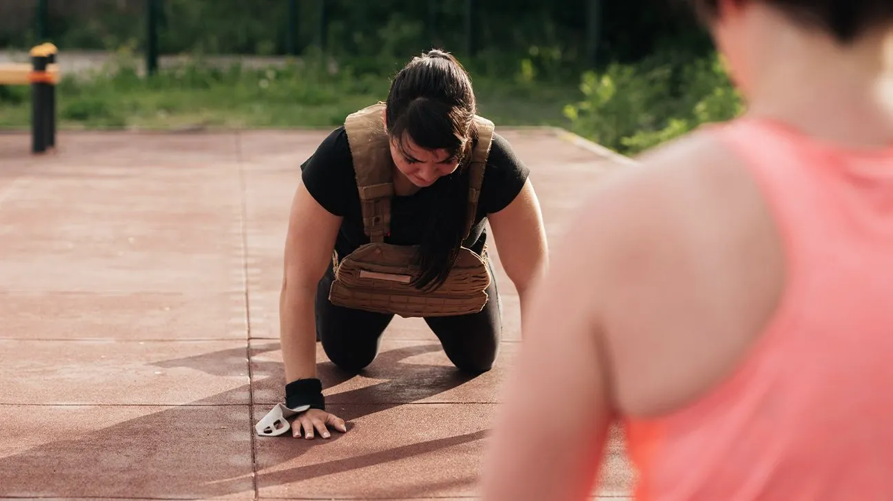 Resistance Vest Training May Boost Physical Conditioning, Yet Fat Reduction Benefits Seem Unclear
