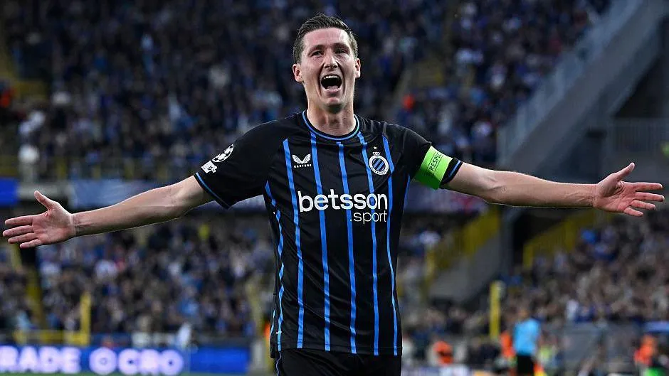 De Blauw-Zwart Dominate Monaco Four Goals to One in European Group Stage Debut